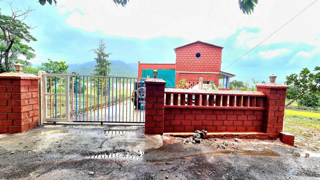 Shisha The Lake-touch Mulshi Homestay Waki